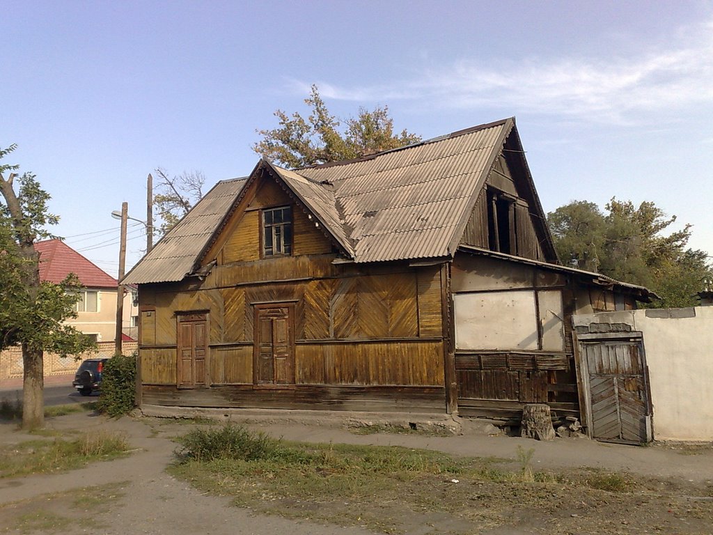 Casa de madera cerca de Hotel Alpinista