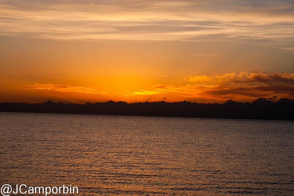 Cholpon Ata. Amanecer. Hotel Kapriz