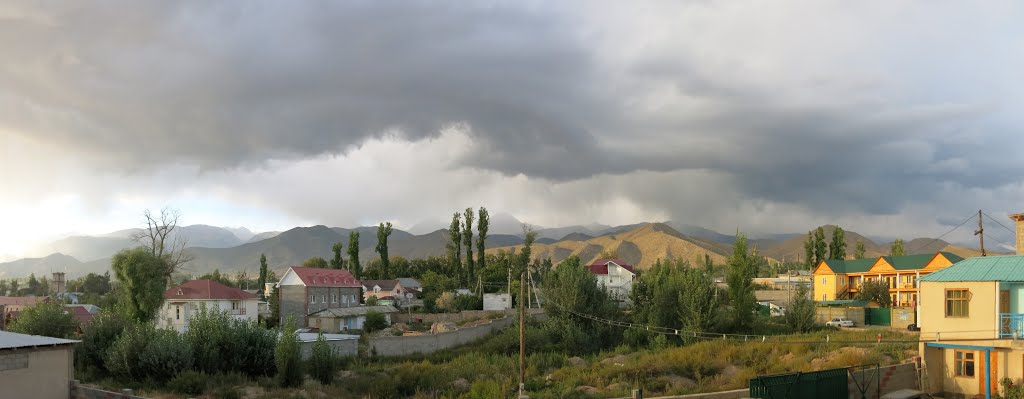 Cholpon-Ata, hotel "Sunrise" (N)