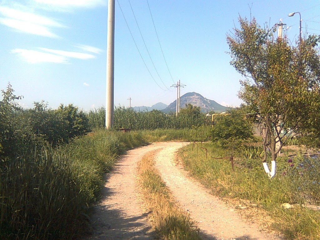 Окраина Минеральных Вод (2011). Outskirts of Mineral Waters (2011)