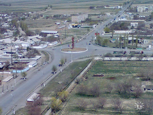 Кызыл-Кия - Дорога на Ош (фото Анвара Уракова)