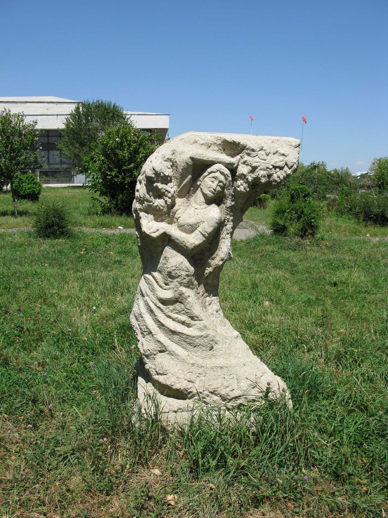 Osh, sculptures near theatre