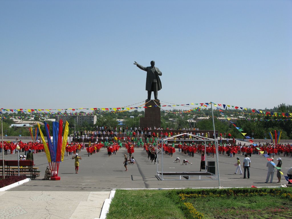 Osh, Lenin place, independence day, 2008.09.01