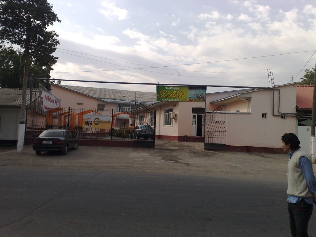 Aqui cenamos en Osh (mal situada)
