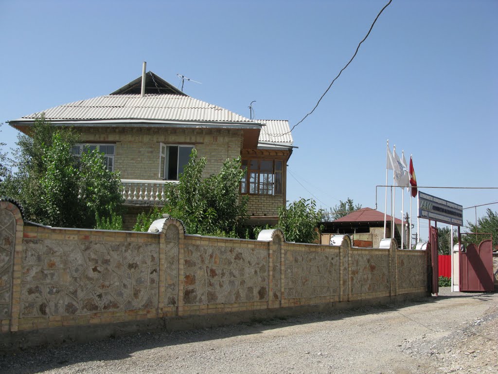 Osh, Nookatskaya street