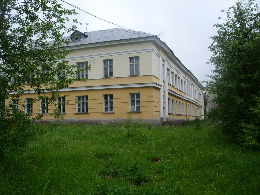 Краснотурьинск, школа №2.