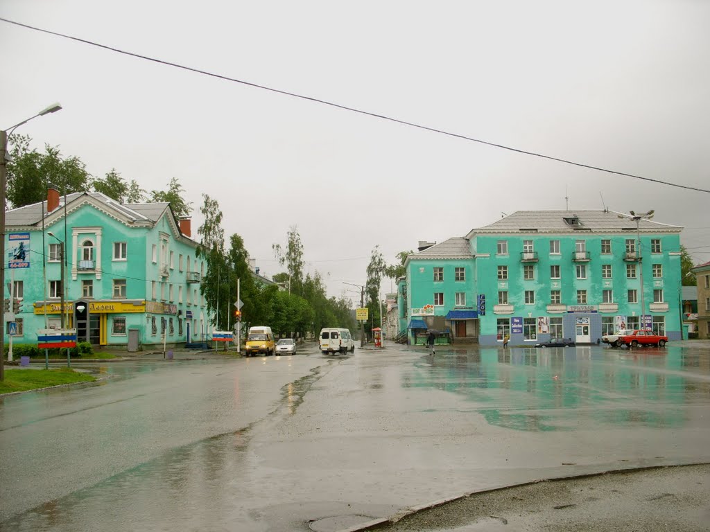 Краснотурьинск, площадь у ДК БАЗ.