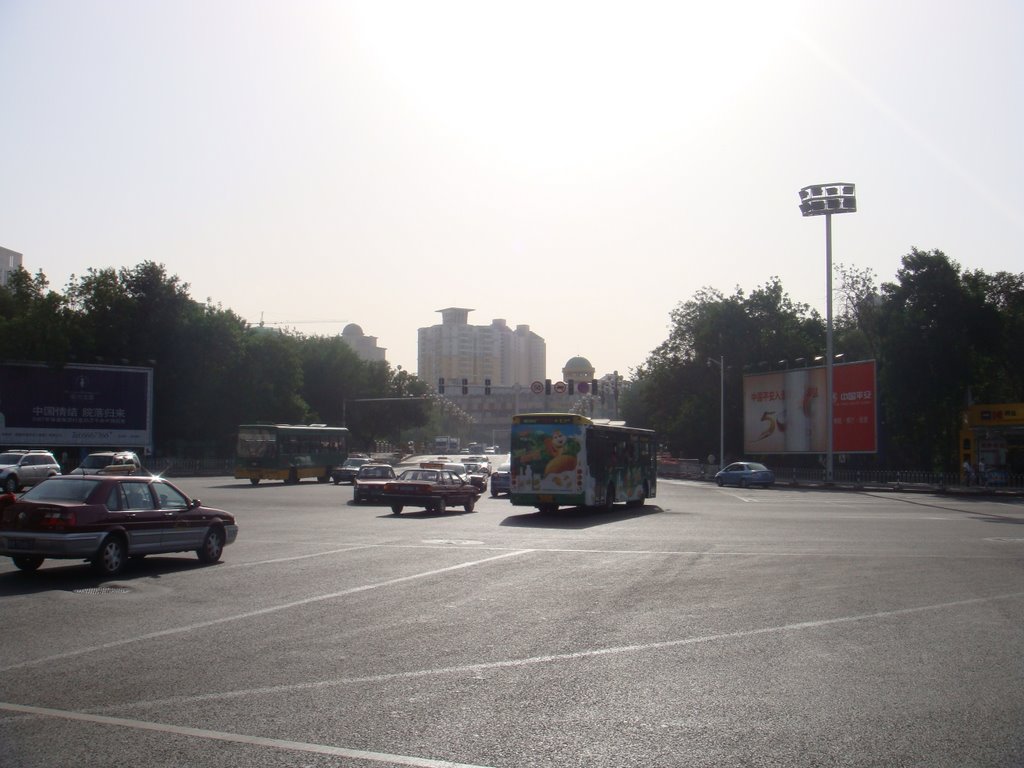 乌鲁木齐.光明路 China Xinjiang Urumqi Welcome you to tour the, Китай Синьцзяна Урумчи приветствовать Вас на экскурсию, الصين ترحب زيارتك لاورومتشى فى شينجيانغ, 中国新疆のウルムチへの訪問を歓迎する, 中国新疆乌鲁木齐欢迎您来观光旅游