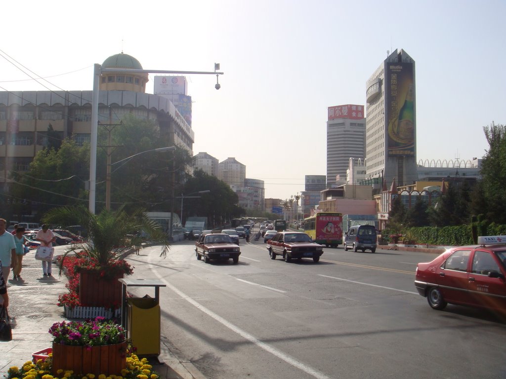 乌鲁木齐.西大桥上 China Xinjiang Urumqi Welcome you to tour the, Китай Синьцзяна Урумчи приветствовать Вас на экскурсию, الصين ترحب زيارتك لاورومتشى فى شينجيانغ, 中国新疆のウルムチへの訪問を歓迎する, 中国新疆乌鲁木齐欢迎您来观光旅游