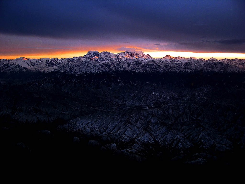 天山