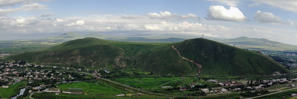 Mounts Sudaghyan (1922 m) & Klordar (1921 m)