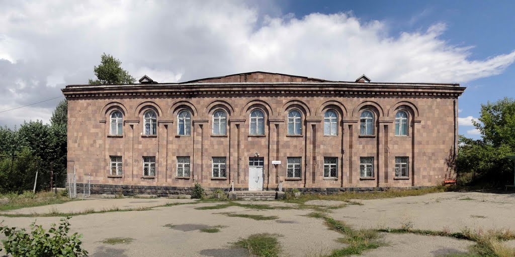 Hrazdan, high school No. 3
