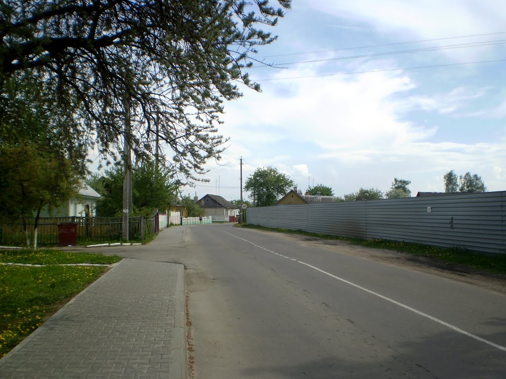 Вул. Углянская