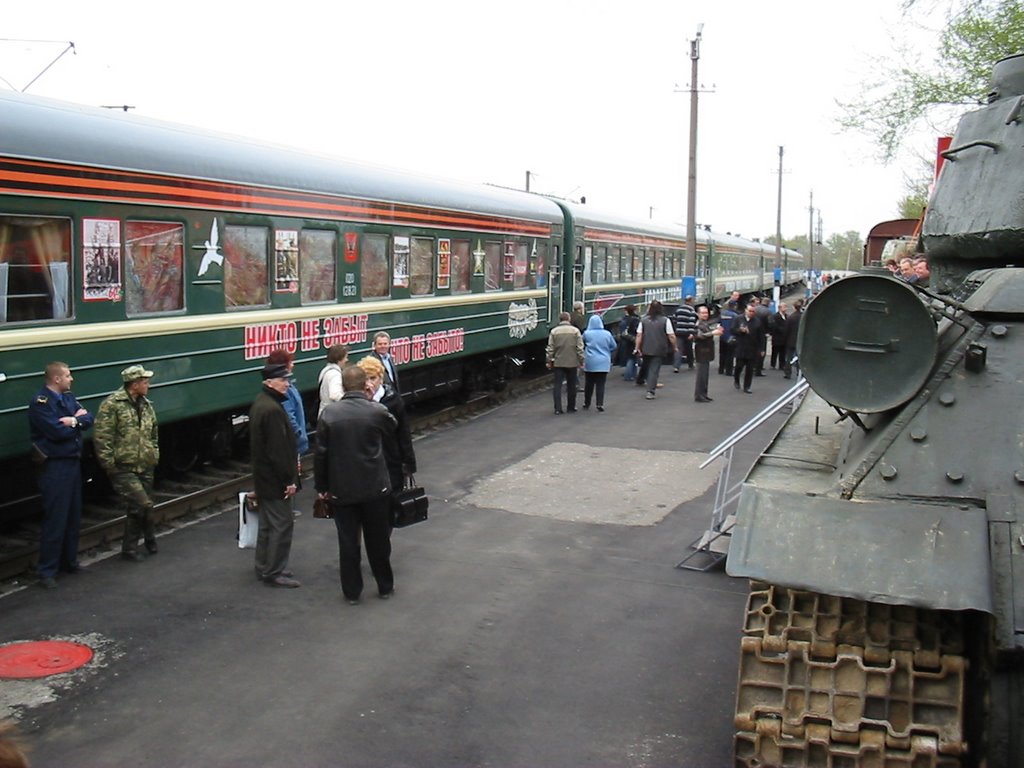 soviet  tanks  on  Germany  direct