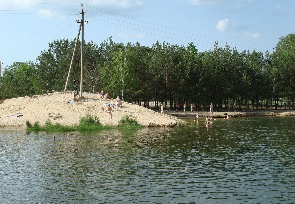 Озеро (май 2007г.)