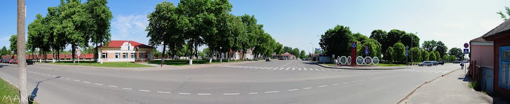 возле ж/д вокзала