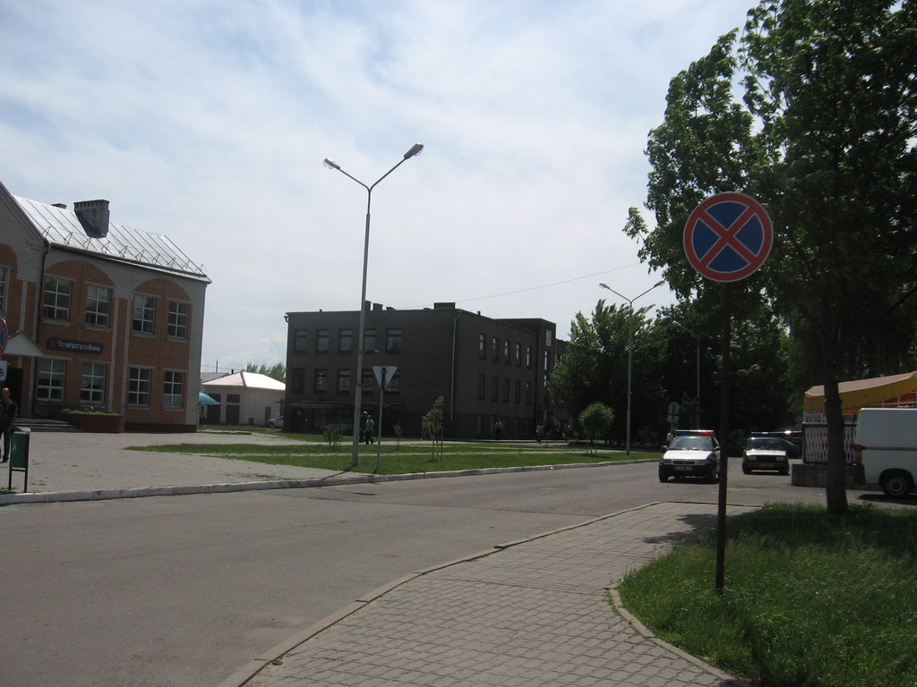 У рынка