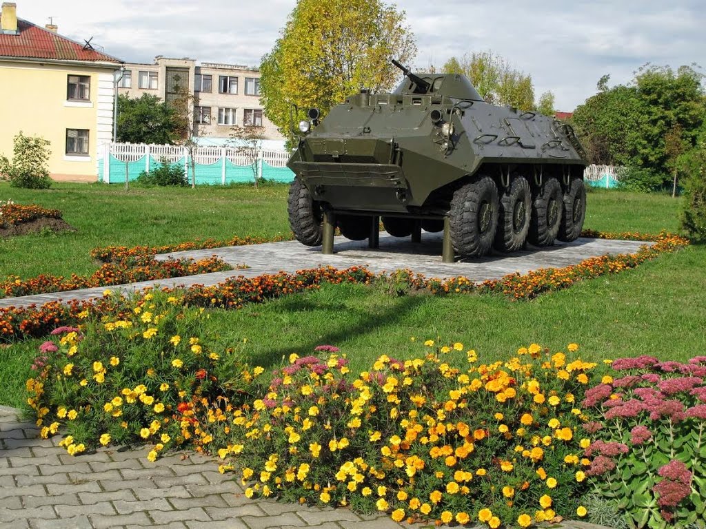 БТР 60-ПБ в сквере летчика Гудимова http://starcom68.livejournal.com/1476241.html
