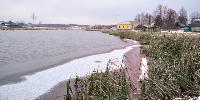Lake in Begoml (by www.vandrouka.by)