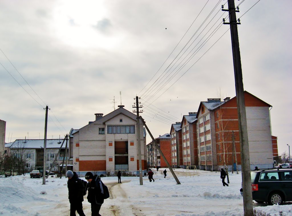 27.02.2013 13:46  Жилой микрорайон по улице Молодёжной.