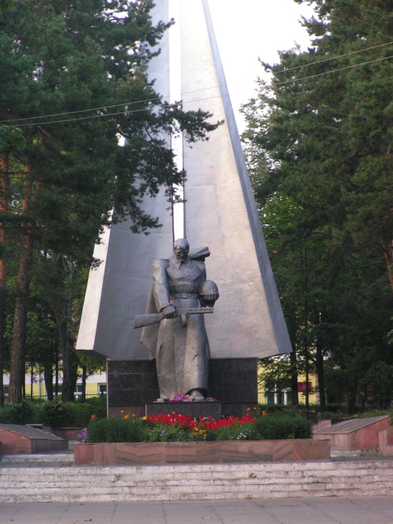WW2 monument