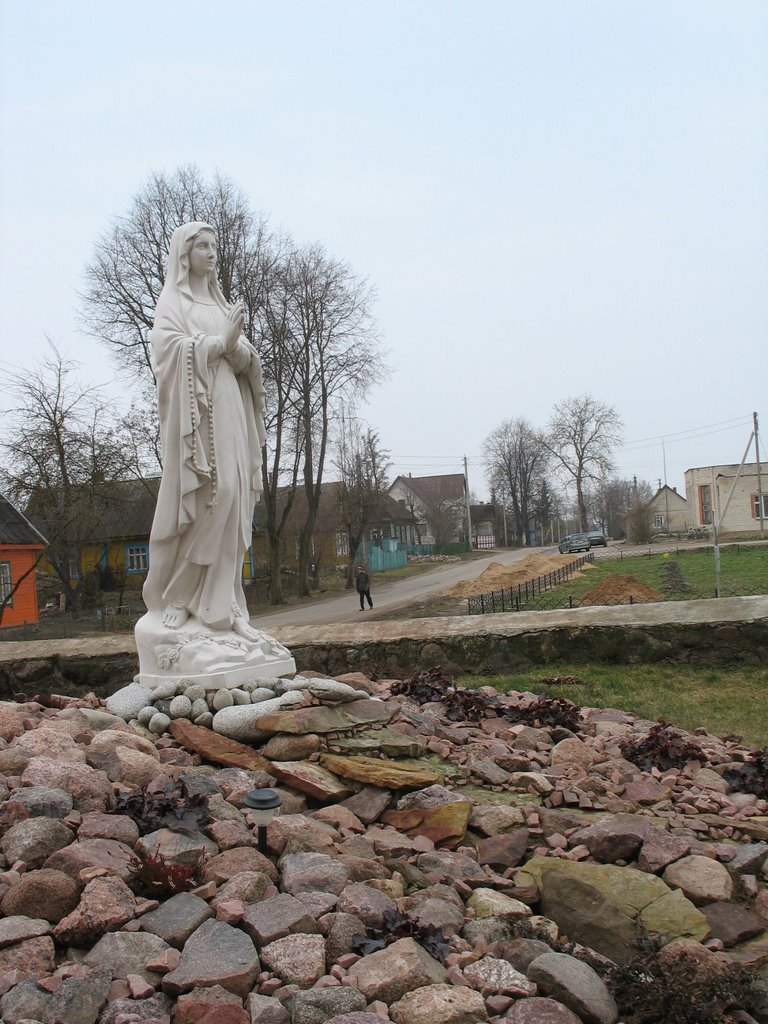 Скульптура пры касцёле.