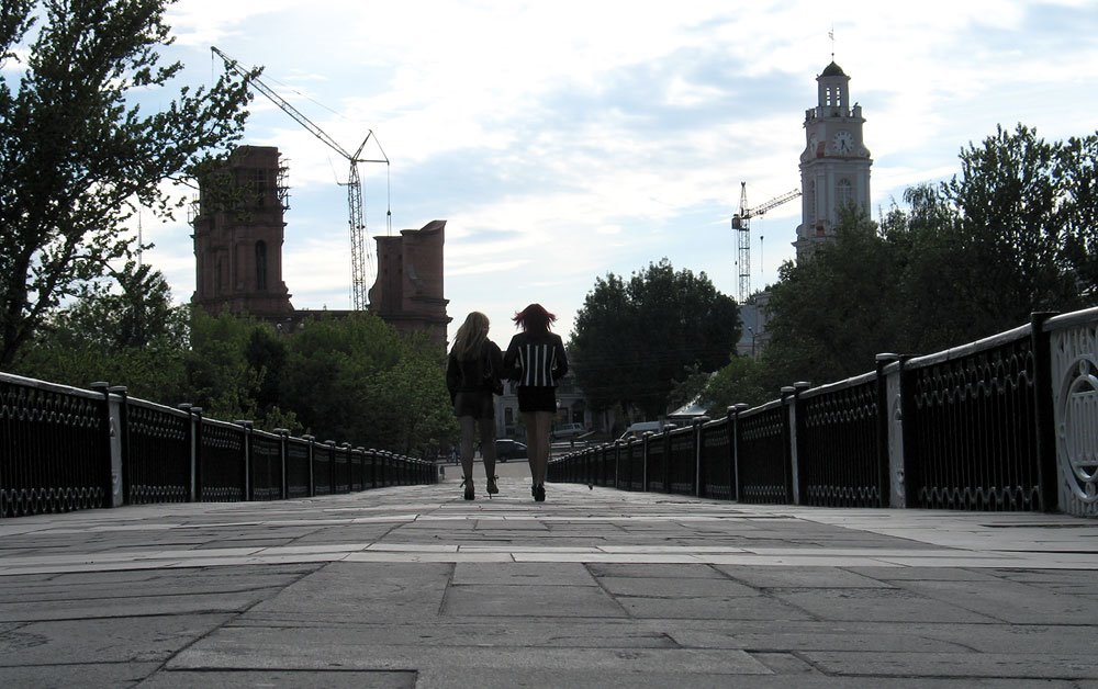The foot-bridge over the Vićba river near city hall in Viciebsk