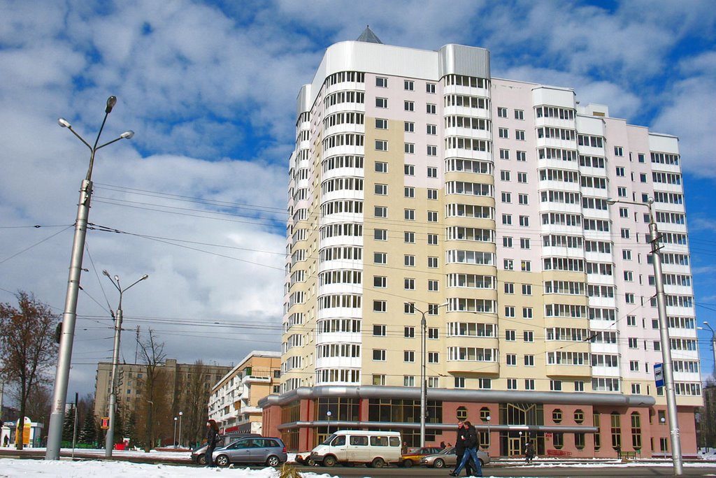 New house at Budaŭnikoŭ street