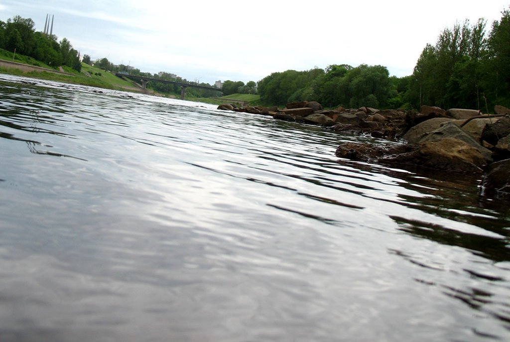 Dźvina river in Viciebsk. View to the east bank