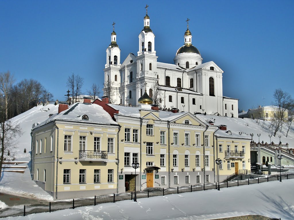 Uspensky Cathedral with details