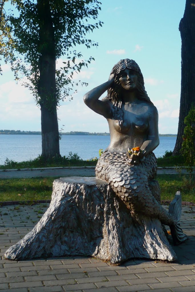 Mermaid statue / Lepel / Belarus