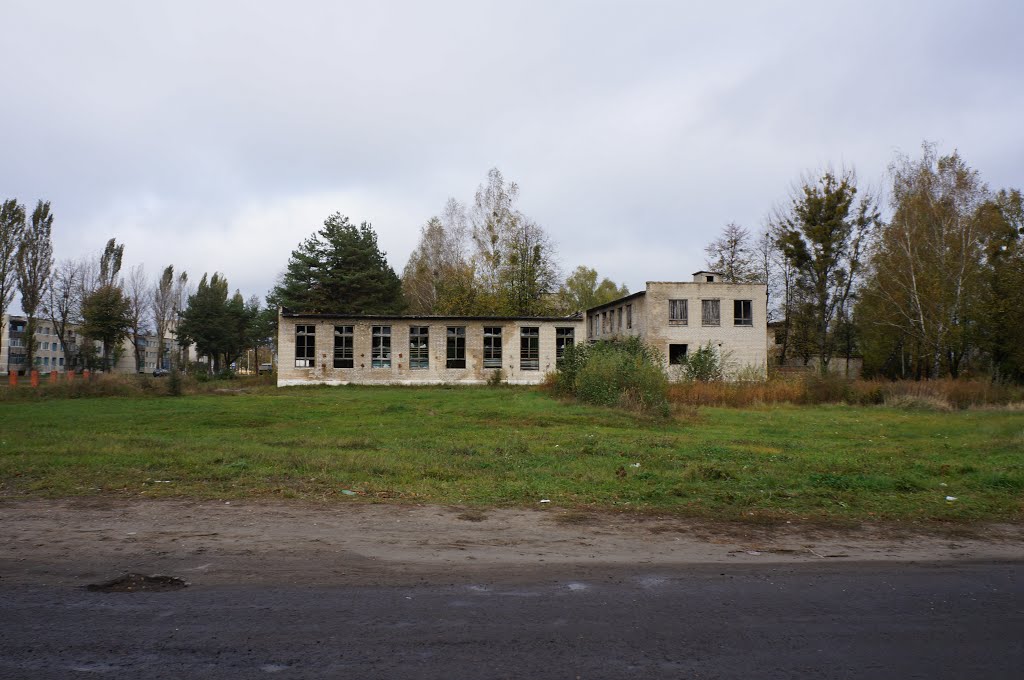 ПТУ №182, заброшенный корпус