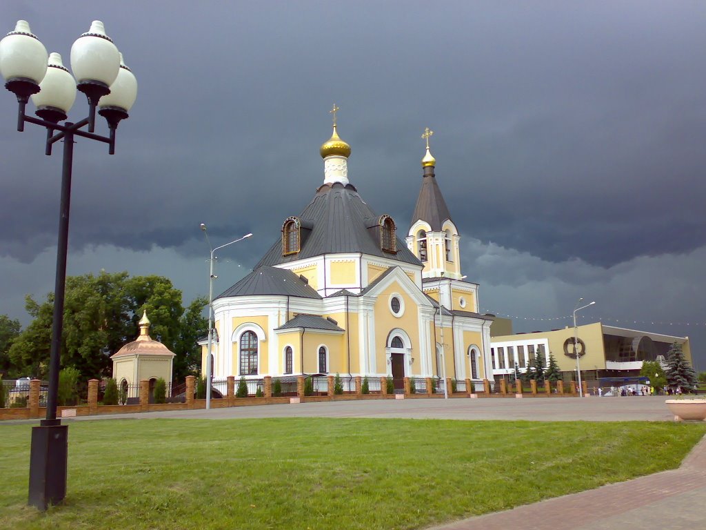 Свято успенский собор