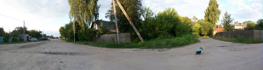 Oil-Makers Village side street