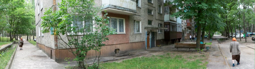 Standard courtyard