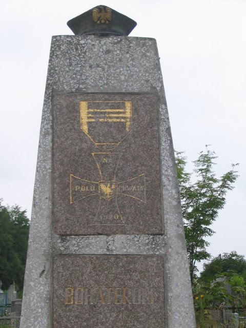 Помнік польскім жаўнерам, якія загінулі каля В.Бераставiцы у 1920 г. / Monument to the Polish soldiers who died near V.Berastavitsa in 1920