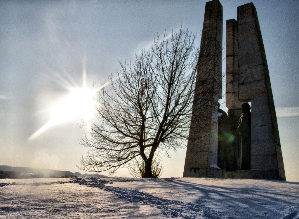 Зельва. Памятник