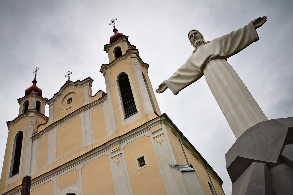 костел св. Петра и Павла. Ивье