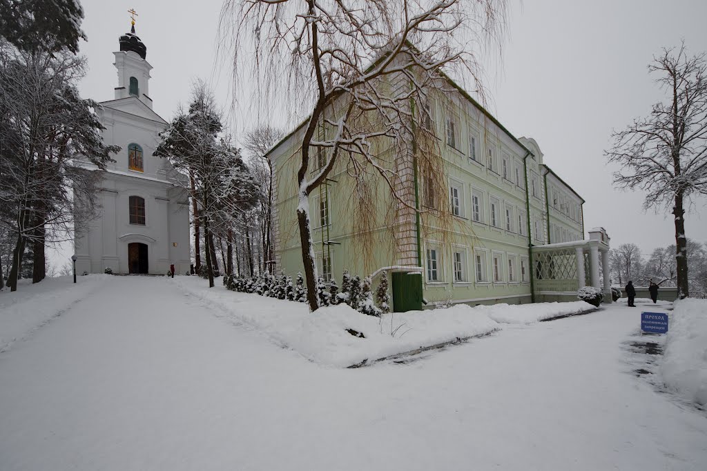 Монастырь в Жировичах.