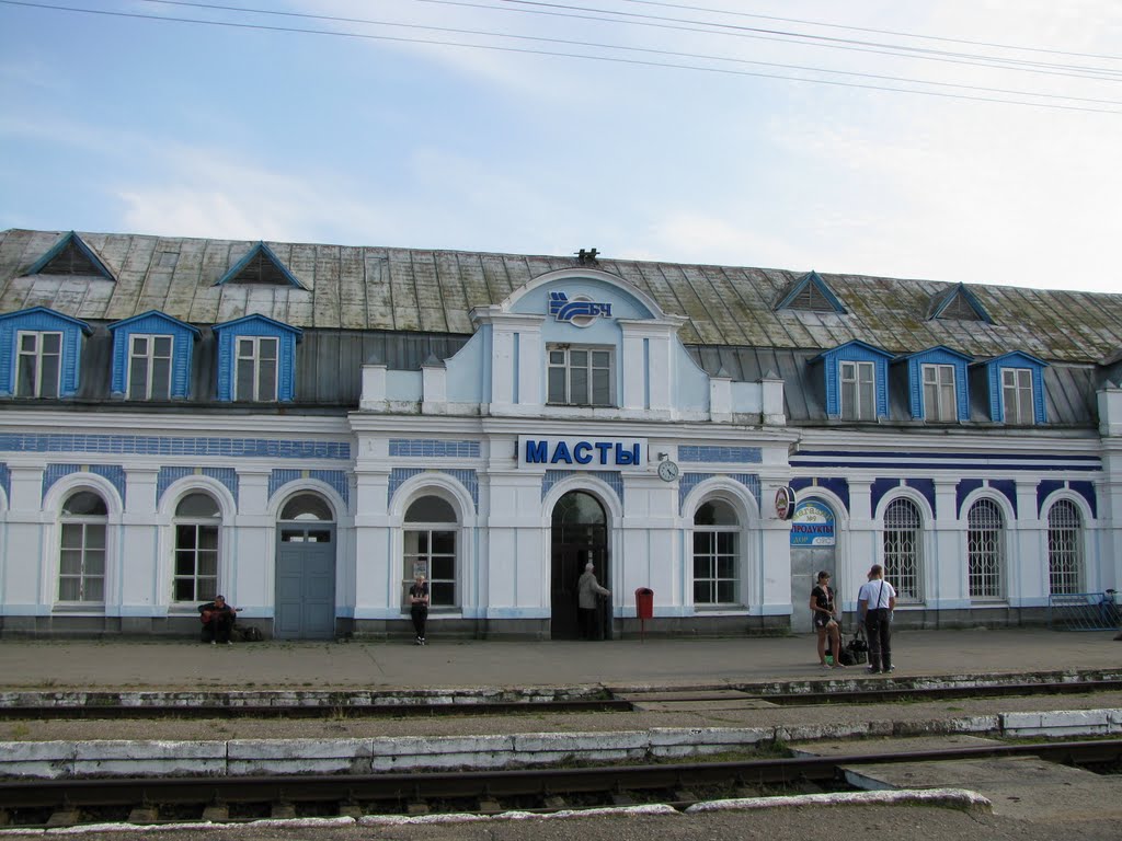 Masty train station