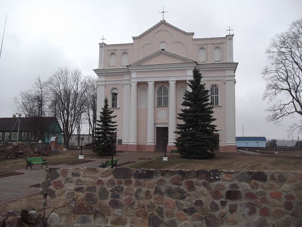 Касцёл Св. Казьмы і Дзямяна ў  Астраўцэ