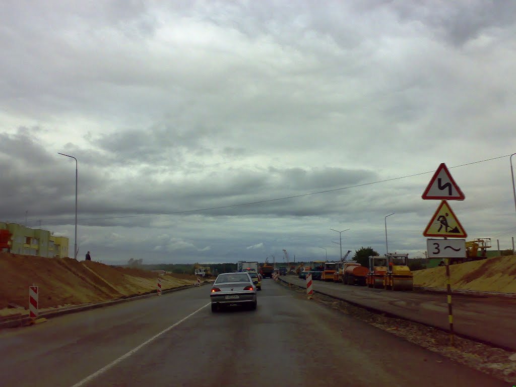 Building autostrada М-4 across city Berazino 28/08/2012