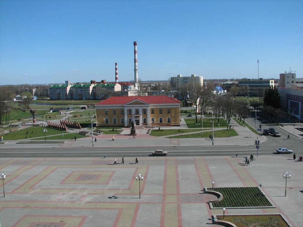 Слуцк, центр из окон горсовета.