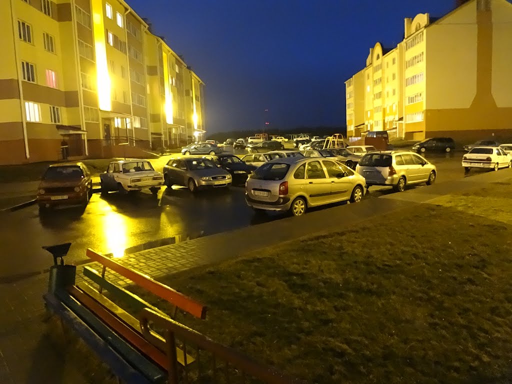 ул. Мира 12, Столбцы