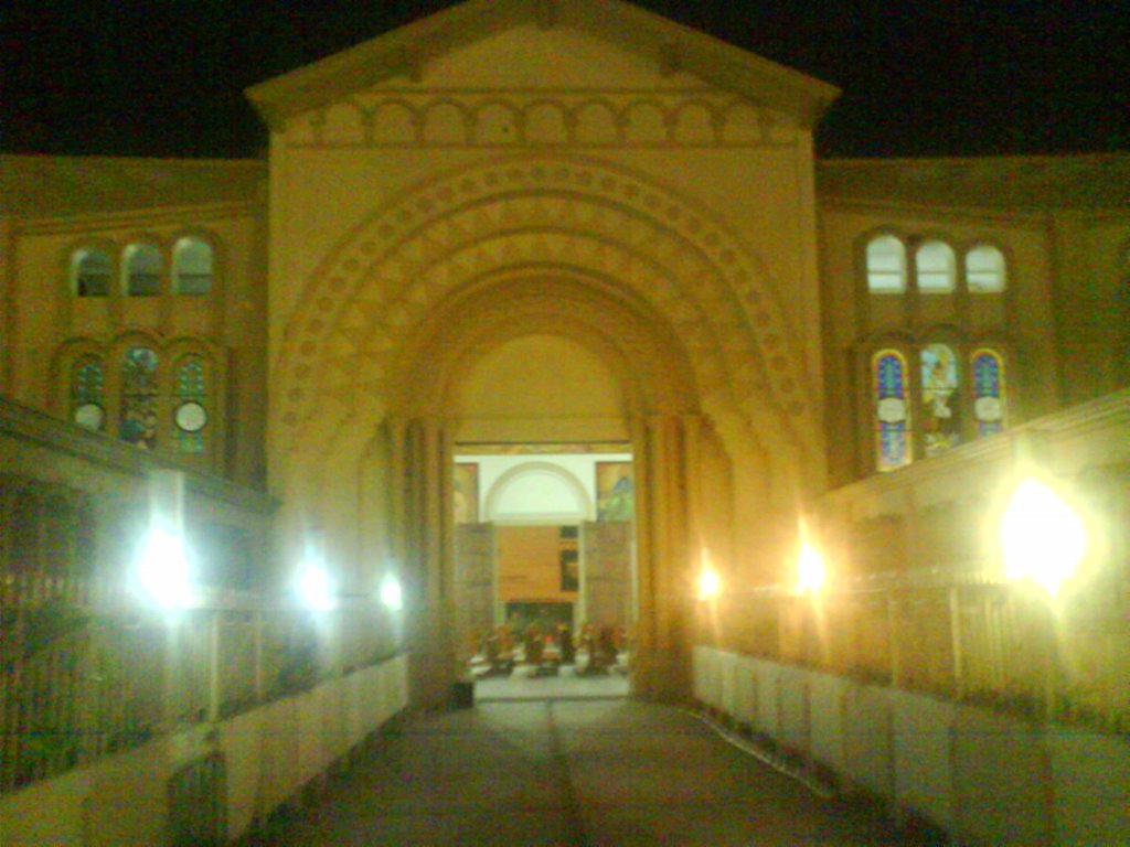 ENTRADA LATERAL PARROQUIA DE SAN MARTIN OBISPO