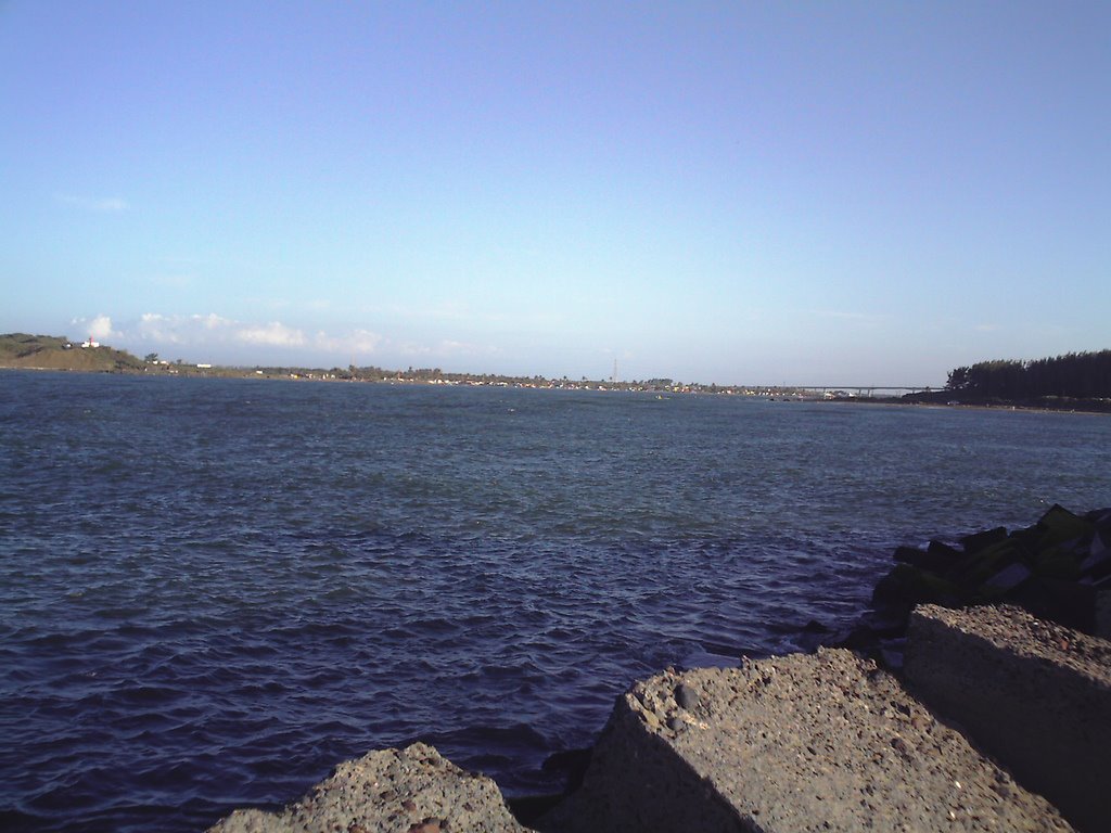Papaloapan river view at Waves Breaker on "La Cava" Beach
