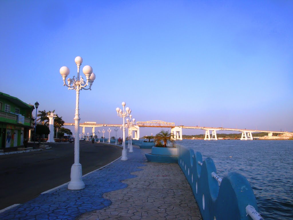 Malecón y Puente de Alvarado