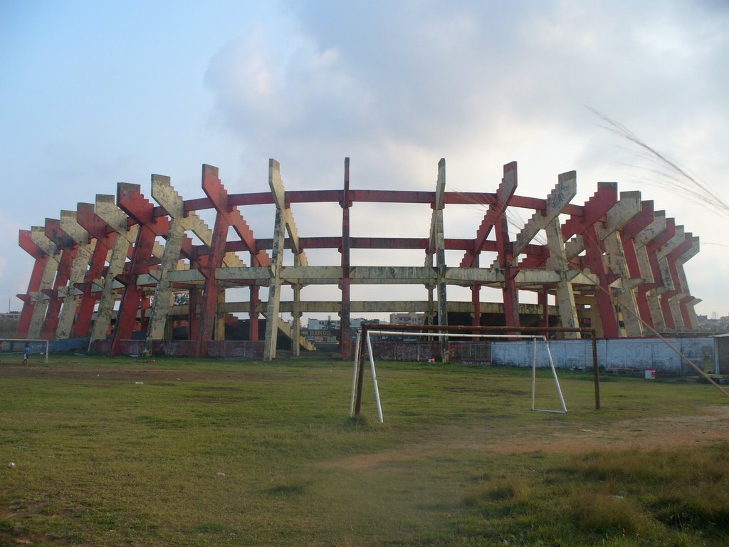 Ex-estadio abandonado, hoy Demolido