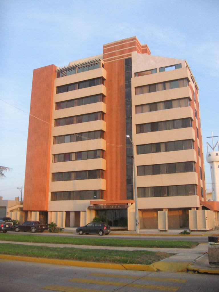 Torres Krystal sobre el Boulevard John Sparks