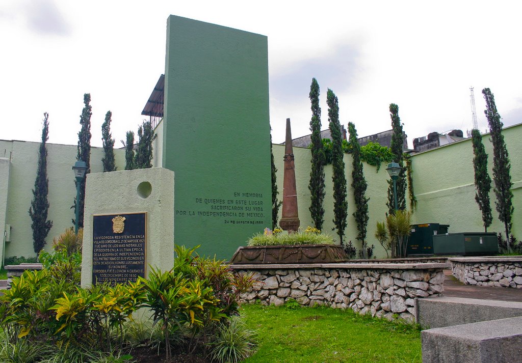 Monumento la Casa Quemada 2